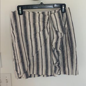 Intermix Short Linen Skirt